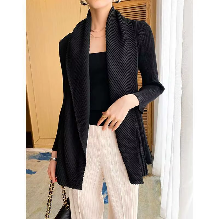 Short Pleated Trench Top Women 2025 Spring New Versatile Solid Color Loose Cardigan Fashion Coat Women'S Fashion 2C788